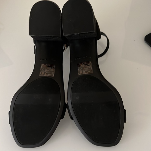 Call it Spring - women’s Mid heel sandal - Picture 5 of 9